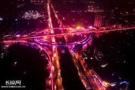 微视频｜有一种美，叫夜色下的石家庄立交桥图片