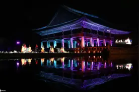 韩国举办宫中文化庆典 夜幕中点亮传统文化之旅图片