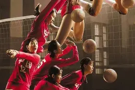 电影《夺冠》幕后 女排姑娘自己演自己图片