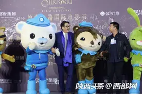 香港影星吴孟达因肝癌去世 去年10月来过陕西称“最爱吃肉夹馍”图片