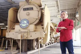 太逼真了！日本匠人用纸板打造蒸汽机车图片