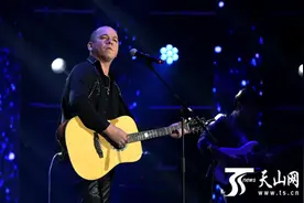温泉县“群星演唱会”帕尔哈提和乌卡卡深情献唱图片