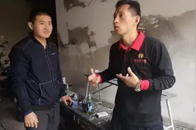 奋不顾身 聊城英雄火场中救出小兄妹图片