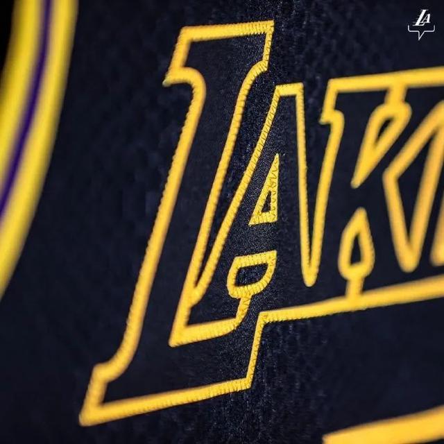 2020年NBA大结局，湖人总冠军
