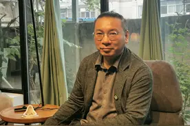 当过仓管员的小说家有啥不一样？路内《雾行者》带你重返1998-2008图片
