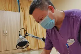 “我真怕跳着跳着瘫痪了！”爱跳舞的阿姨刻意节食，结果腰痛难忍图片
