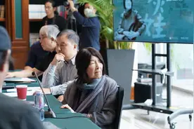 可能是中国最神秘的女诗人，93岁灰娃在上海：我的诗就是心电图图片