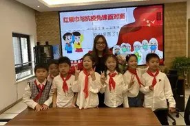 致敬和平时代的英雄！普陀这群“红领巾”与抗疫先锋面对面图片