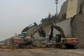 连霍高速三门峡段两座天桥今日拆除 新天桥将延伸至黄河公铁两用大桥图片