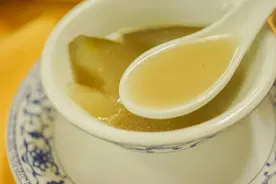 这里的老火靓汤好清甜，碌鹅有豉油卤汁和陈皮香图片