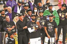106比93扑灭热火 时隔十年湖人NBA再夺冠图片