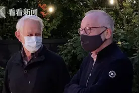 诺贝尔奖得主半夜被邻居敲门告知获奖 邻居竟也是获奖者图片