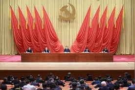 每日一词∣解决实际问题能力 capabilities of solving practical problems图片