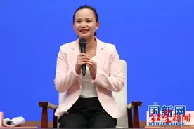 一夜售出15万斤滞销水果！“山村主播”如何带动全村致富？图片