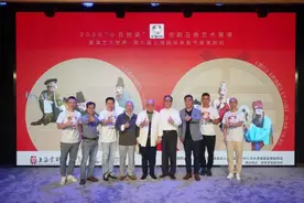 “小丑挑梁”十年，京剧丑角艺术走到台前图片