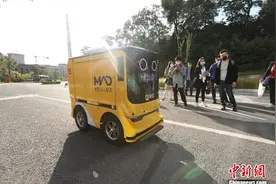 美团首个AI智慧门店落地 全场景实现零售新体验图片