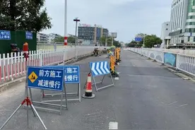 黄岩城区这座大桥正在修复中 请注意绕行图片