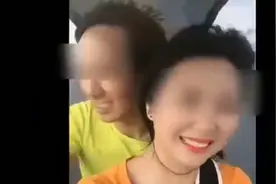 女子骑电动自行车带老公在裕溪路高架桥秀恩爱 被罚款60元图片