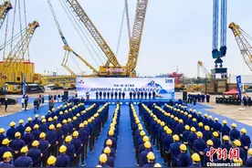 十年磨砺 再度出锋 第三台“世界第一吊”交付图片