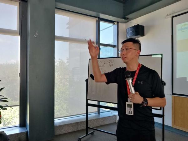 龙口SEO（龙口小伙王基民杭州跨境电商做得响当当）