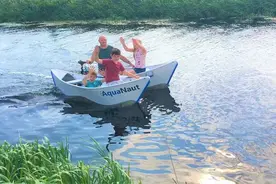 工程师众筹可折叠便携收纳的AquaNaut电动船图片