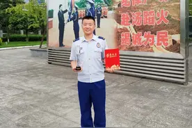 榜样 | 预备消防士袁茂森：小小消防士，发挥“政”能量图片