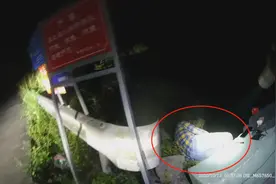 男子水库边欲自杀，民警的一碗热面解开了他的心结图片