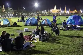应对街头抗议 泰国政府发紧急状态令禁止首都5人以上集会图片