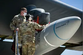 美军罕见披露其空射型高超音速导弹性能：打1600公里外目标只需10分钟图片