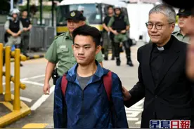 港媒：民进党当局拒绝接受陈同佳赴台入境签证申请图片