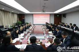 陕建十建集团到陕建五建集团进行对标学习图片