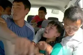 看上就绑走？“抢新娘”蛮俗背后，是女性血与泪的抗争图片