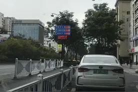 去浙大儿保停车怎么才能更顺？一路之隔的嘉里中心新辟了通往医院的便道，它香吗图片