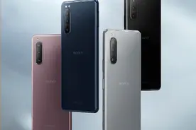 一张图看懂两款索尼Xperia新品 能打电话的“单反”来了图片