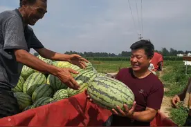 带着妻子驻村 看第一书记韩宇南咋做到“忠孝”两全图片
