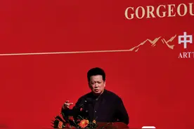 中国-东盟艺术学院院长郁钧剑：艺术学院办学应考虑艺术之间贯通图片