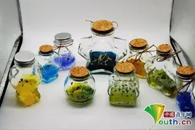 高校老师把自主研发的作物种子制成礼物 赠送大一新生图片