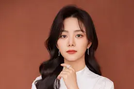 金鹰节颁奖晚会陶虹王凯谭松韵首次合作讲演秀 神秘嘉宾献唱解读“三十而砺”图片