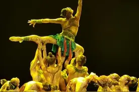 刚刚，“荷花奖”评奖演出上演 洛阳参评作品《大河三彩》夺得最高分图片