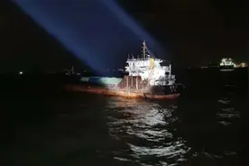上海海警查获一起涉嫌走私案件，查扣香烟约十万条图片