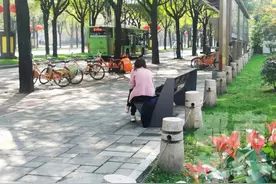 陌生来电自称客服，商洛女子被骗十余万......警惕这种新型诈骗图片