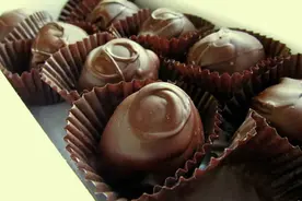 吃苦巧克力有利于心脏和大脑图片