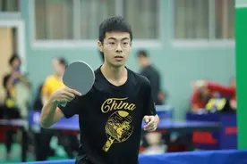 乒乓球草根选手也能直通世界杯，就因为换了球拍……图片
