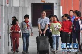 “顽童老师”的百宝课堂图片