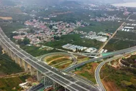 济泰高速明天交工验收！月底正式运营！泰安到济南开车仅需半个小时图片