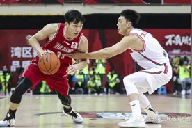 郭士强获得强援，吴前被称赞为中国库里，杜锋感到无奈图片