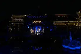 T型台 | 当法式浪漫遇上中式复古——看看昨夜的豫园女伶小文具图片