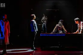 主演刘令飞变身新版导演，音乐剧《谋杀歌谣》走进大剧场图片