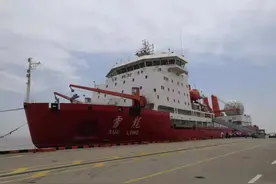 极地考察船上的全天相机长啥样？图片