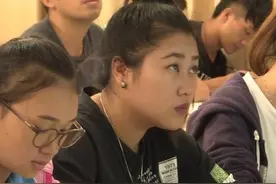 老挝女孩学中文，立志做中老铁路第一位女司机视频封面